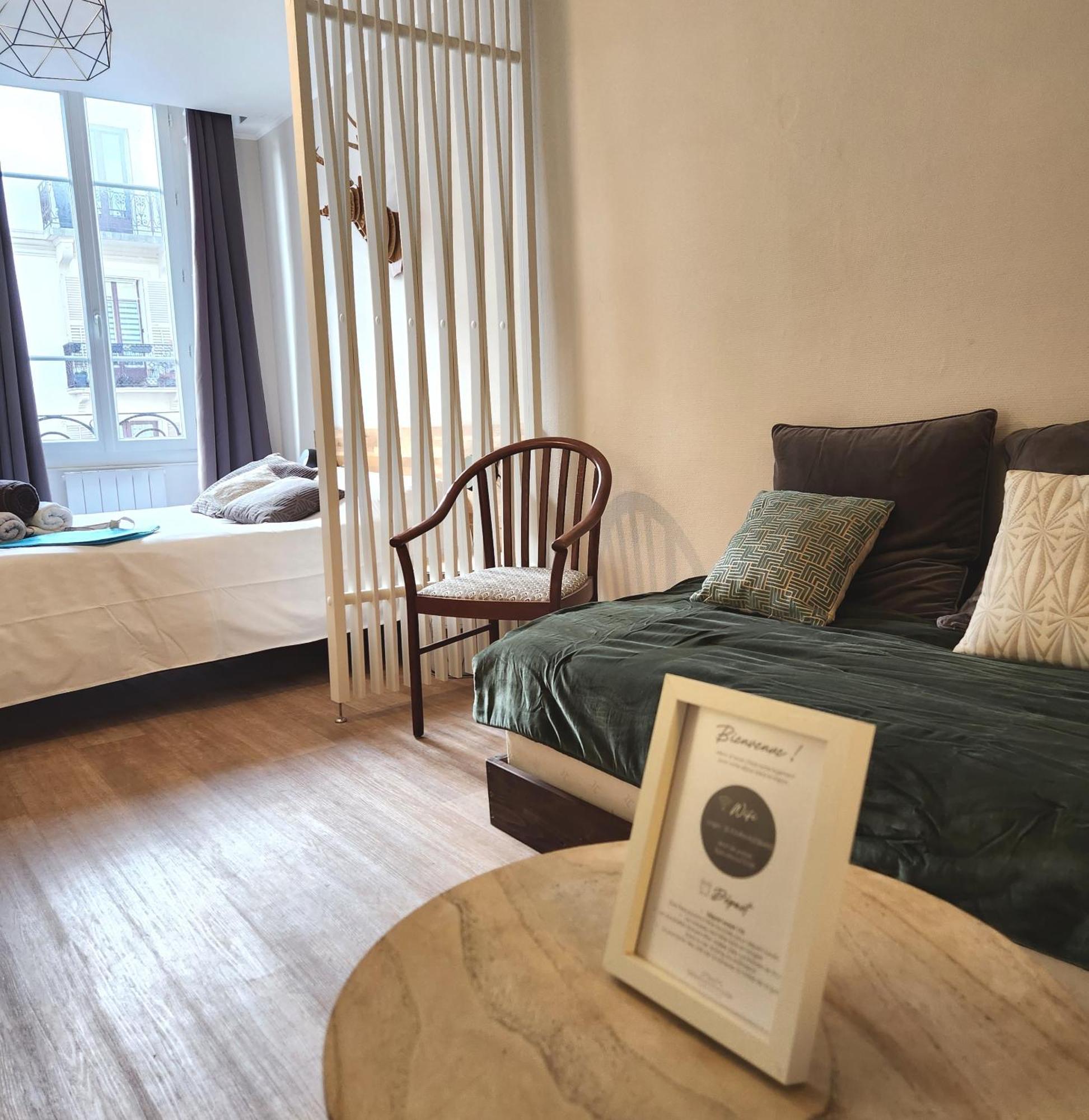 Appartements Epicurieux Hyper Centre Ville, Calme - Sejouraixlesbains Екс ле Бен Стая снимка