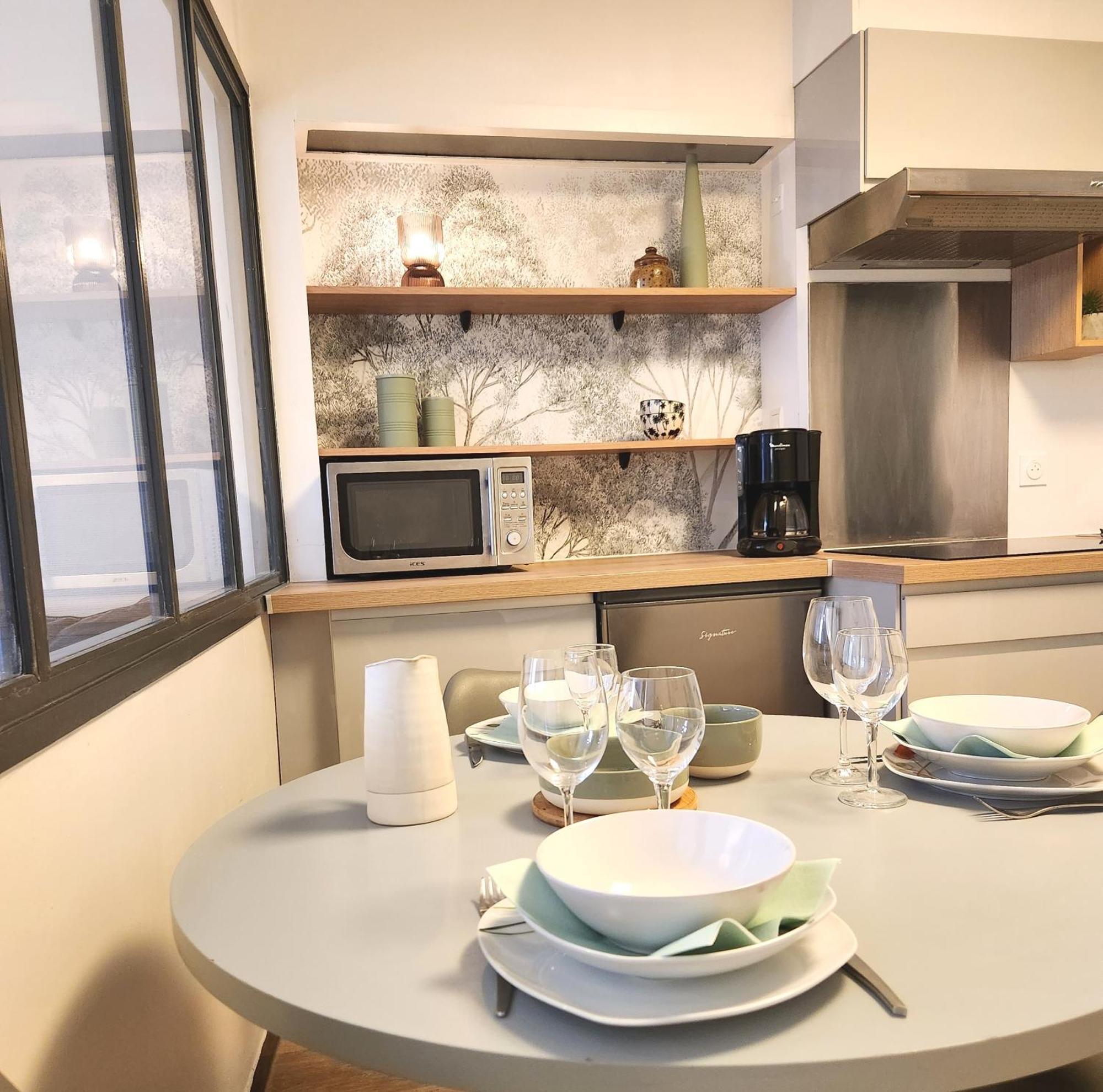 Appartements Epicurieux Hyper Centre Ville, Calme - Sejouraixlesbains Екс ле Бен Стая снимка