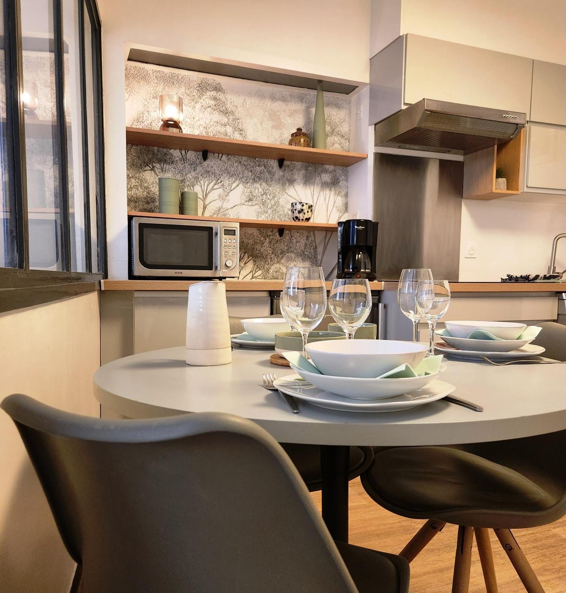 Appartements Epicurieux Hyper Centre Ville, Calme - Sejouraixlesbains Екс ле Бен Стая снимка