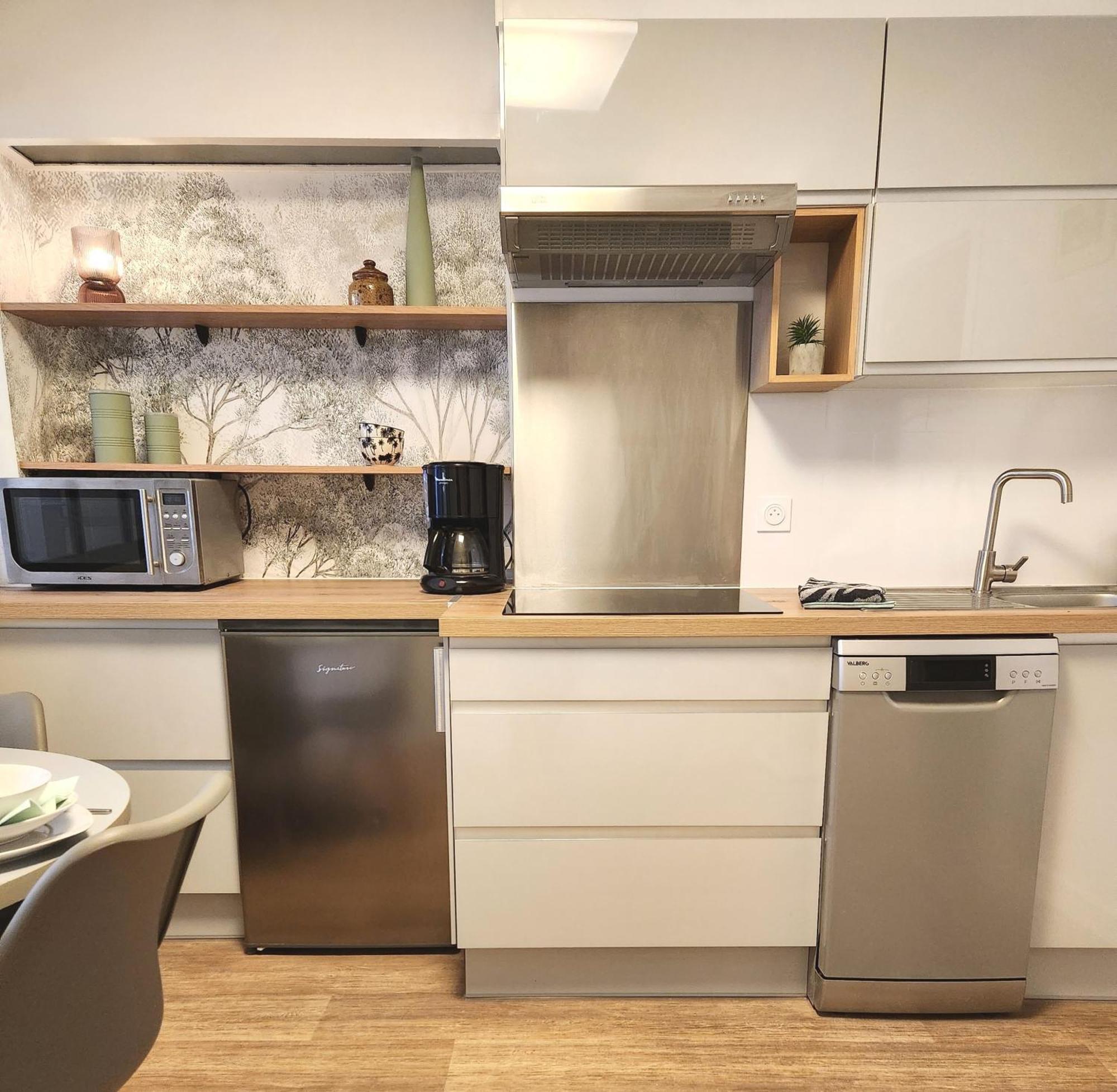 Appartements Epicurieux Hyper Centre Ville, Calme - Sejouraixlesbains Екс ле Бен Стая снимка