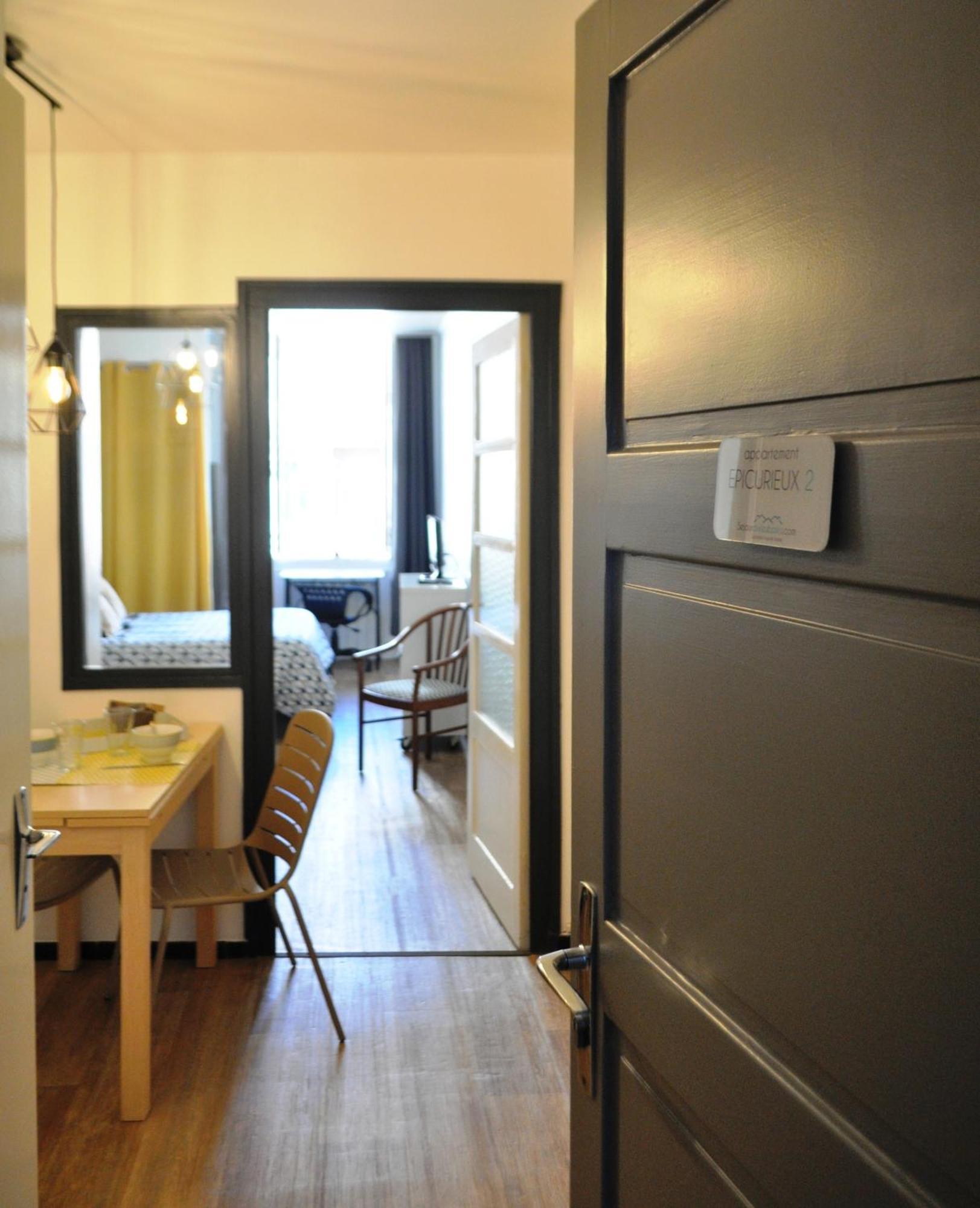 Appartements Epicurieux Hyper Centre Ville, Calme - Sejouraixlesbains Екс ле Бен Стая снимка